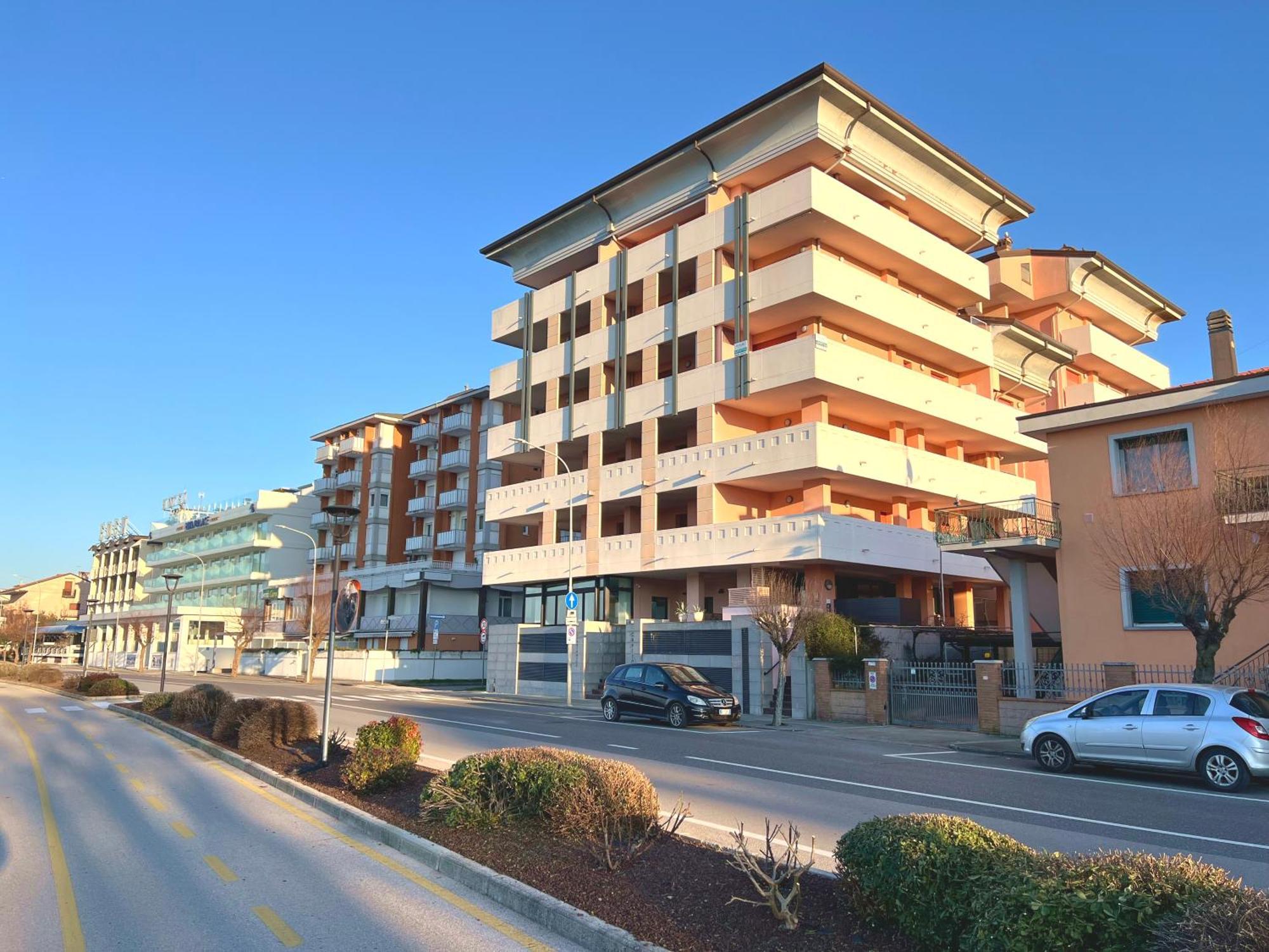 Capitol Apartments Grado Exterior foto